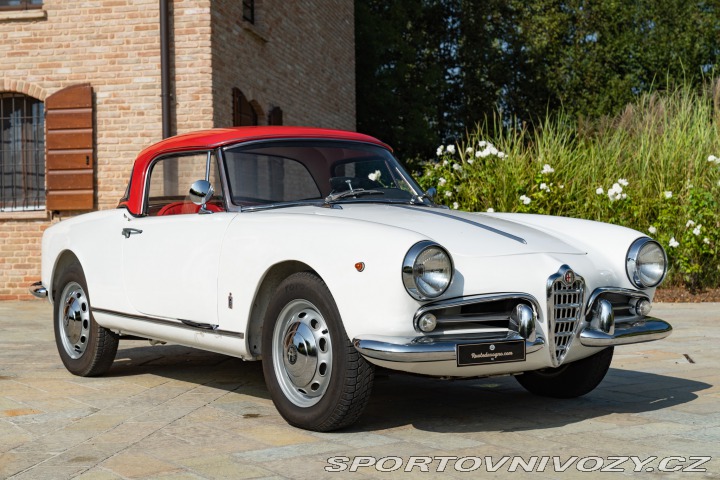 Alfa Romeo Giulietta Spider Con Hardtop 1960