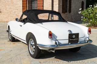 Alfa Romeo Giulietta Spider Con Hardtop 1960