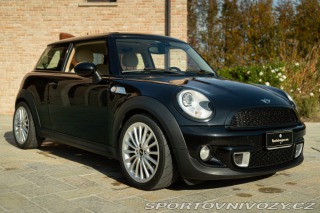 Mini Cooper S “Inspired by GOODWOOD” 2013