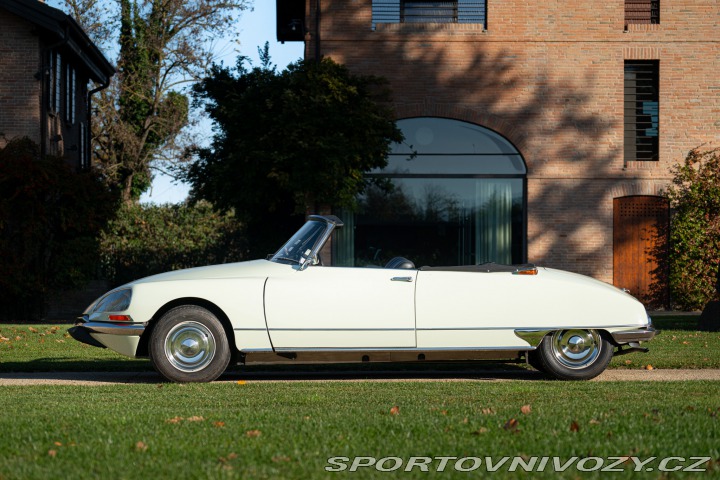 Citroën Ostatní modely DS 21 CABRIOLET CHAPRON 1969