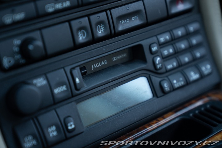 Jaguar XK8 1998