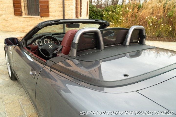 Maserati Spyder 2002