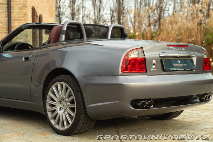 Maserati Spyder 2002