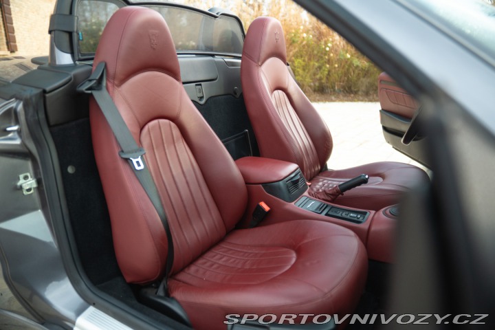 Maserati Spyder 2002