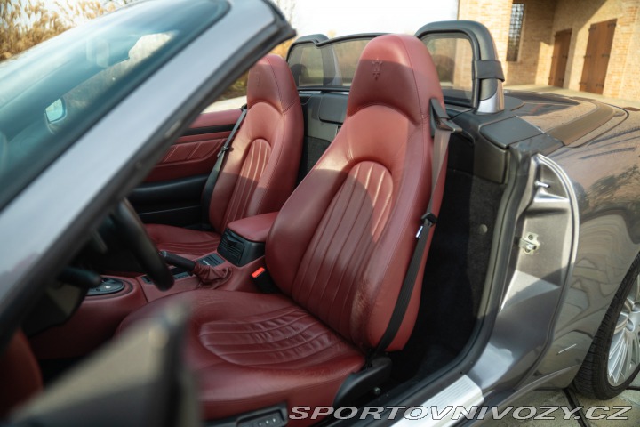 Maserati Spyder 2002