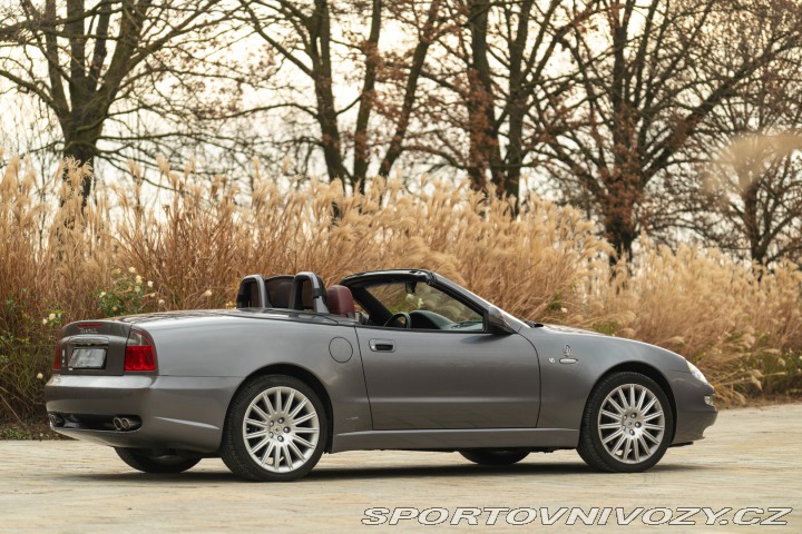 Maserati Spyder 2002