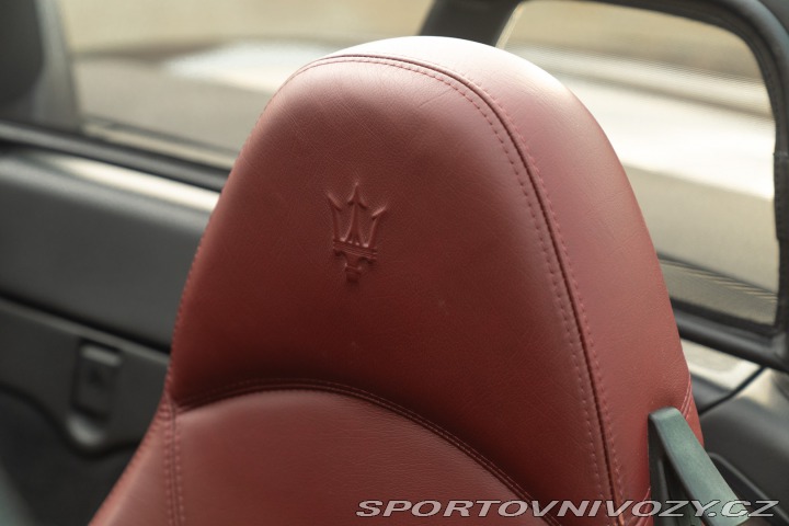 Maserati Spyder 2002