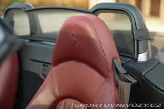 Maserati Spyder  2002