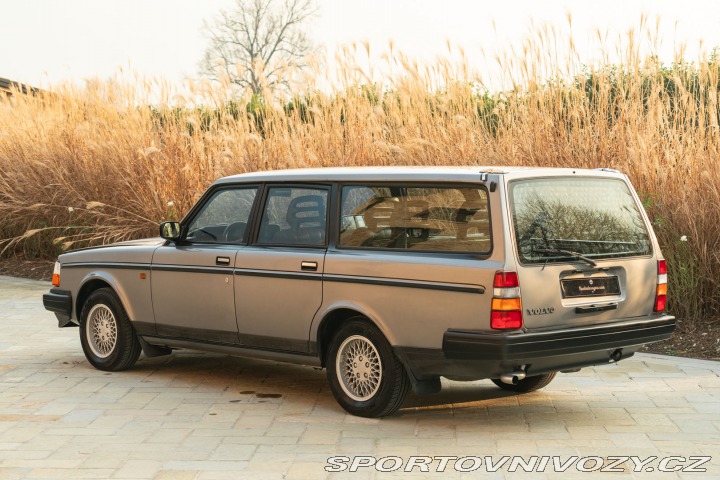 Volvo Ostatní modely 245 SUPER POLAR 1991