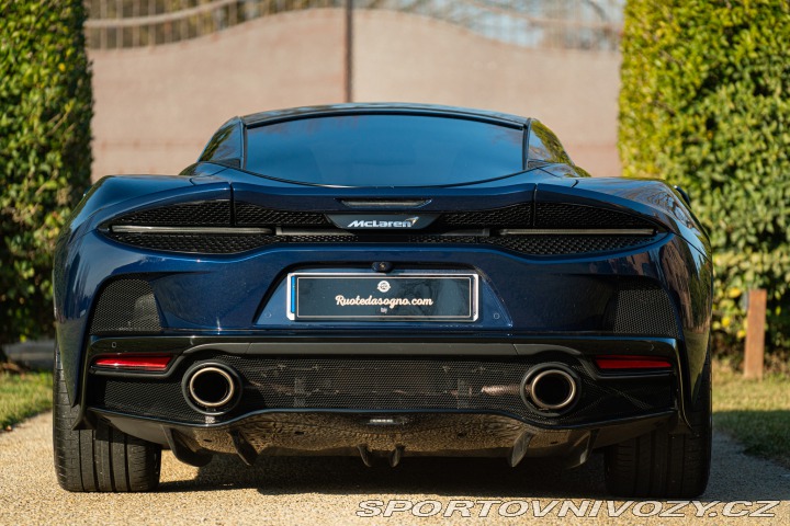 McLaren GT 2022