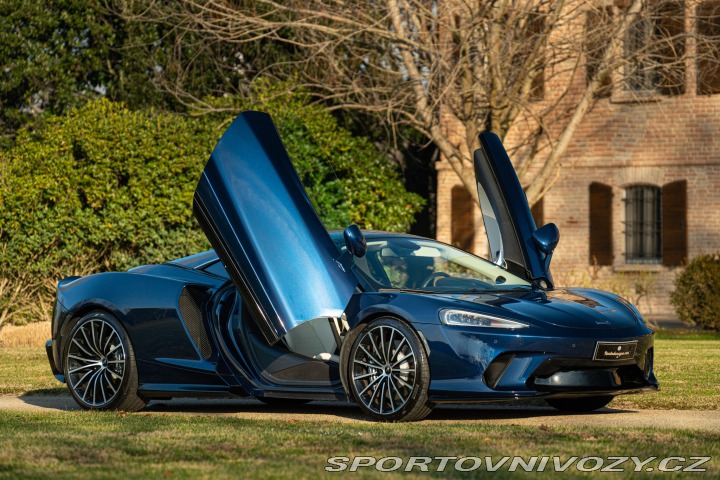 McLaren GT 2022