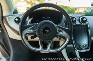McLaren GT  2022