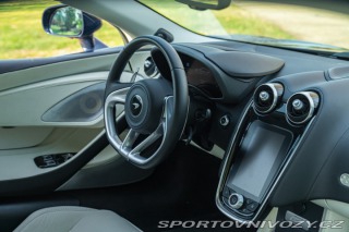 McLaren GT  2022