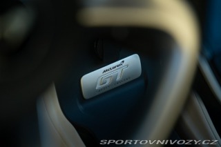 McLaren GT  2022