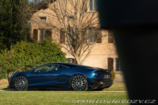 McLaren GT  2022