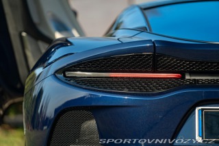 McLaren GT  2022