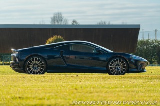 McLaren GT  2022