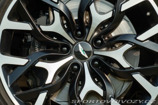 Aston Martin DBX  2021