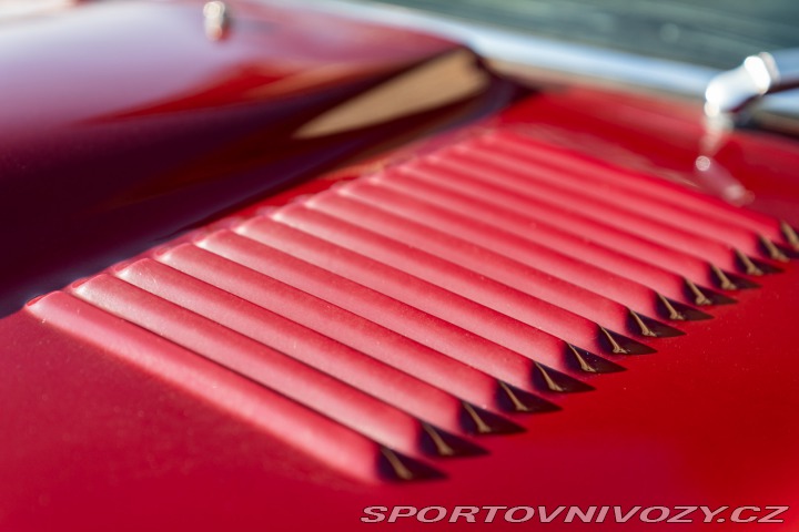 Jaguar E-Type COUPE’ II° SERIE 4.2 L (2+2) 1970