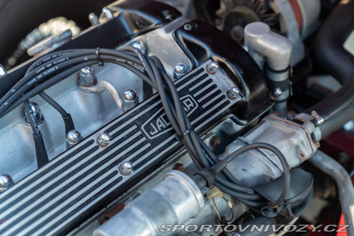 Jaguar E-Type COUPE’ II° SERIE 4.2 L (2+2) 1970