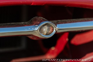 Jaguar E-Type COUPE’ II° SERIE 4.2 L (2+2) 1970