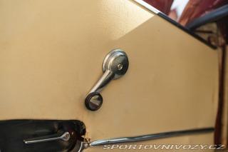 Jaguar E-Type COUPE’ II° SERIE 4.2 L (2+2) 1970