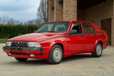 Alfa Romeo Ostatní modely 75 3.0 V6 AMERICA