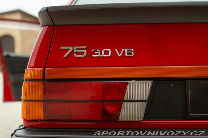 Alfa Romeo Ostatní modely 75 3.0 V6 AMERICA 1987