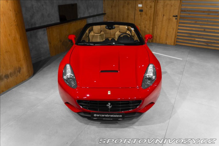 Ferrari California 4,3 4.3 V8, ROSSO CORSA, 2010