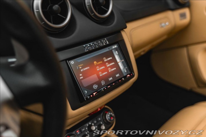 Ferrari California 4,3 4.3 V8, ROSSO CORSA, 2010