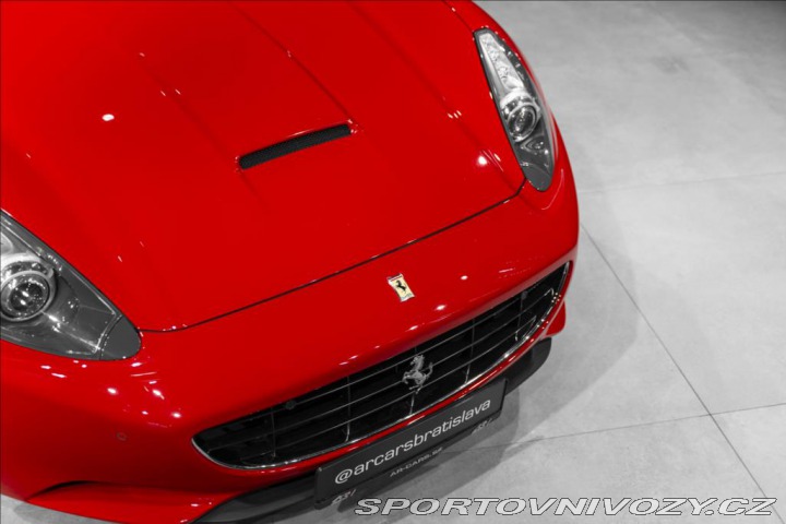 Ferrari California 4,3 4.3 V8, ROSSO CORSA, 2010