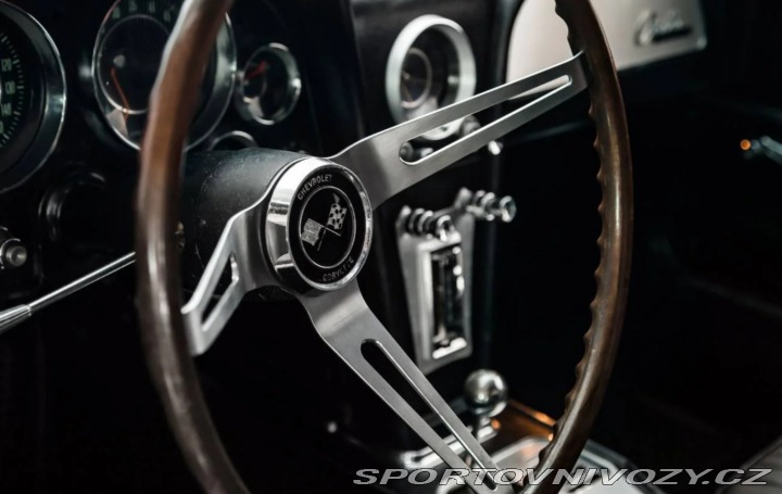 Chevrolet Corvette C2 1964