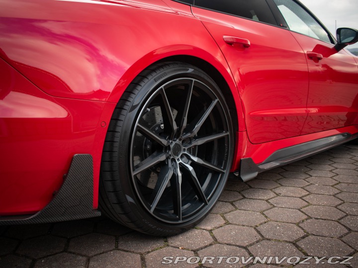 Audi RS7  2021