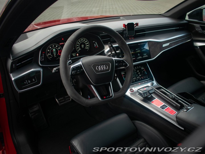 Audi RS7  2021