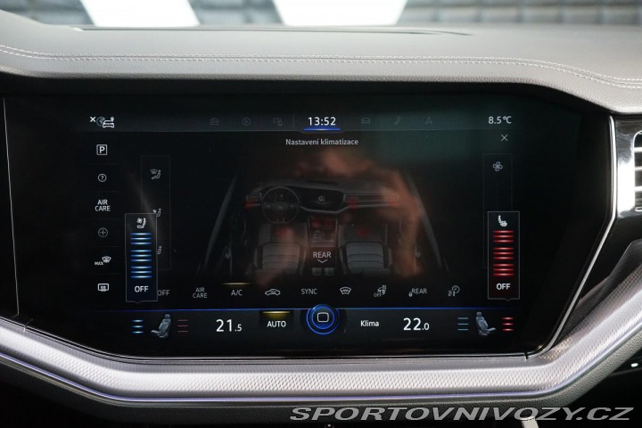 Volkswagen Ostatní modely Touareg R e-Hybrid Pano Tažné Mas 2021
