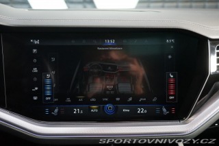 Volkswagen Ostatní modely Touareg R e-Hybrid Pano Tažné Mas 2021