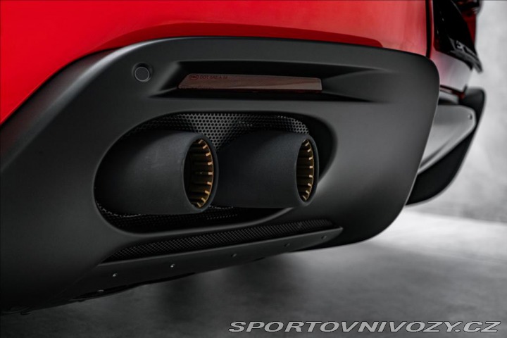 Ferrari Roma V8 Magneride, karbon/LEDs 2024