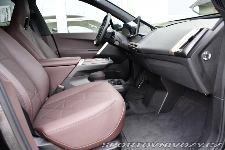 BMW iX xDrive40 H/K 3L-ZÁRUKA TA 2022