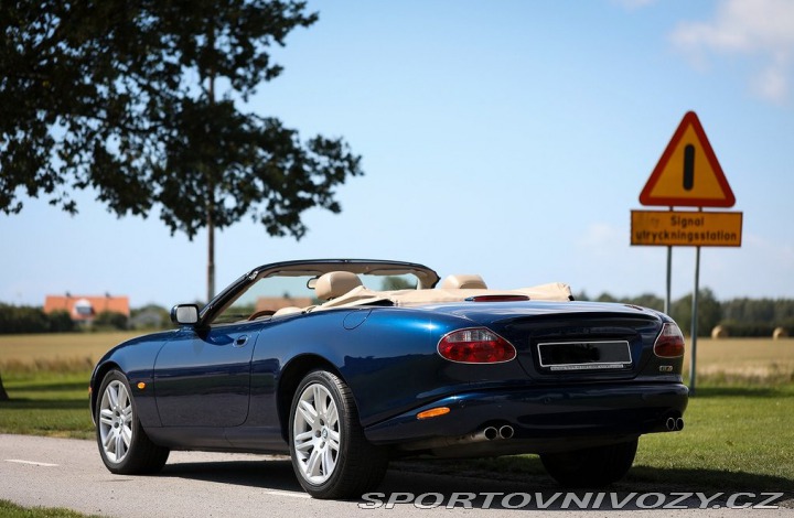 Jaguar XKR  2004