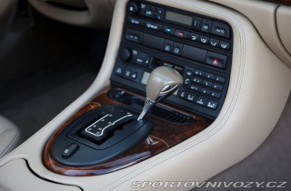 Jaguar XKR 2004