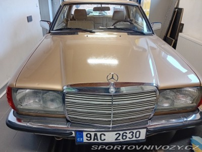 Mercedes-Benz Ostatní modely W 123C 230CE