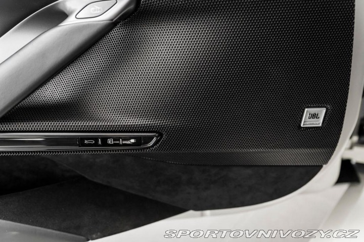 Ferrari SF90 Stradale 2020