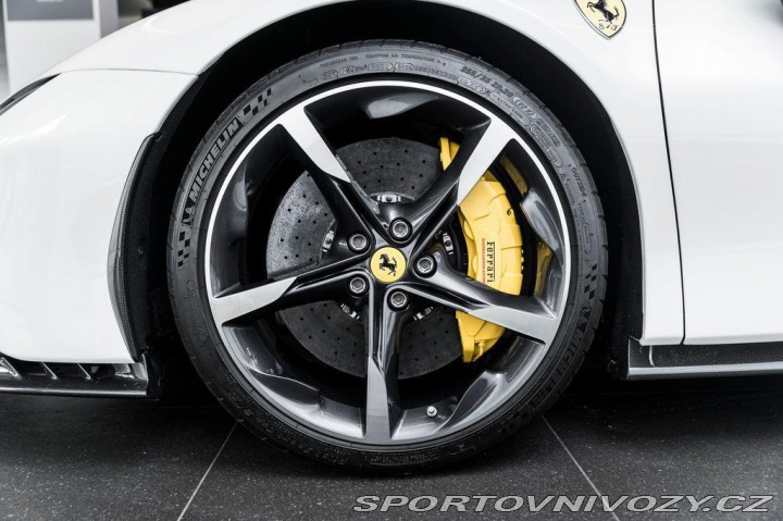Ferrari SF90 Stradale 2020