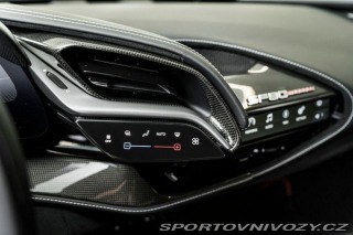 Ferrari SF90 Stradale 2020
