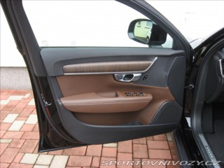 Volvo V90 2,0 B5 235PS  Cross Count 2021