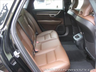 Volvo V90 2,0 B5 235PS  Cross Count 2021