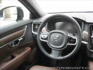 Volvo V90 2,0 B5 235PS  Cross Count 2021