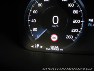 Volvo V90 2,0 B5 235PS  Cross Count 2021