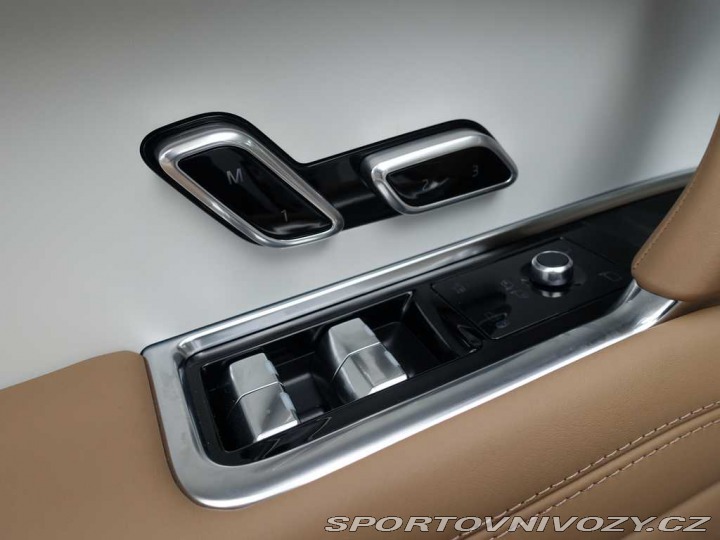 Ostatní značky Ostatní modely Land Rover Range Rover SV P615 LWB 2025