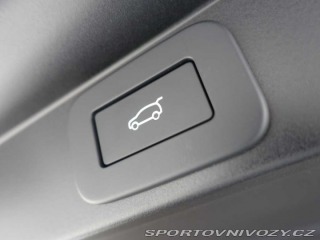 Ostatní značky Ostatní modely Land Rover Range Rover SV P615 LWB 2025